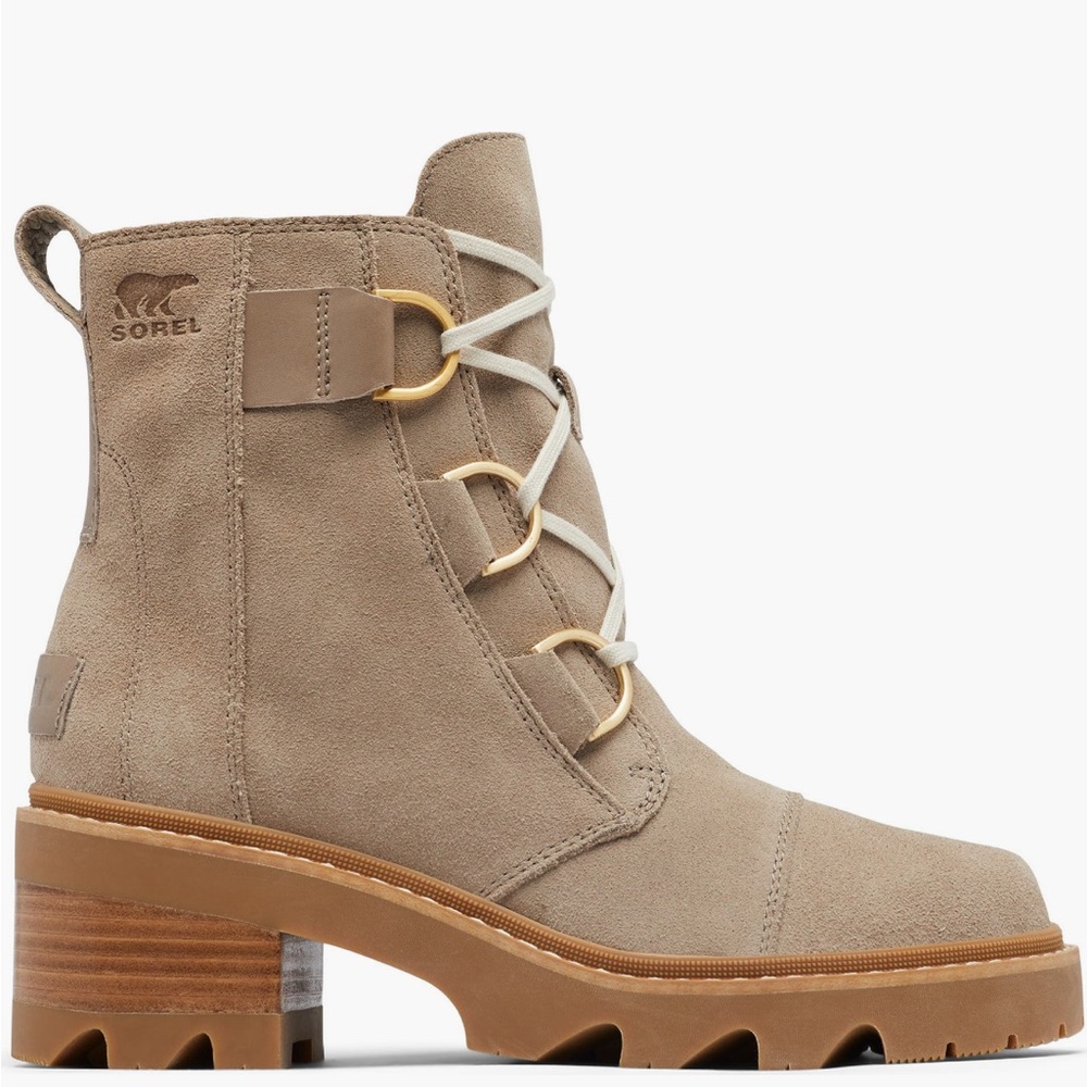 Sorel Tan/Camel Suede Lace-Up Boots with Chunky Sole